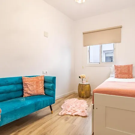 Apartment Arena Happy